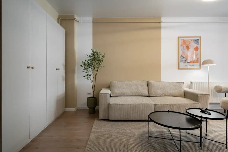 Nasaud Apartament 2 camere   Vanzare - Mobilat cu Designer Direct Propietar