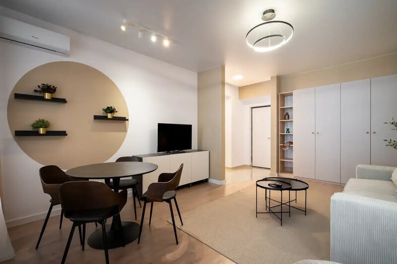 Nasaud Apartament 2 camere   Vanzare - Mobilat cu Designer Direct Propietar