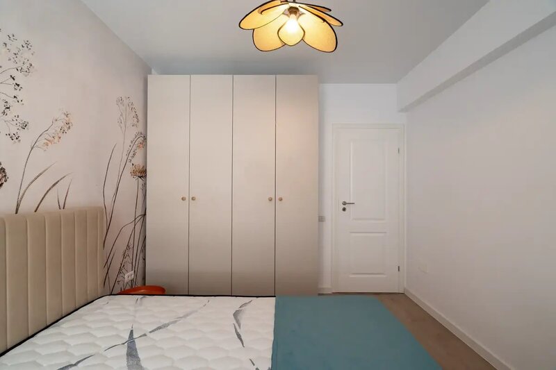 Nasaud Apartament 2 camere   Vanzare - Mobilat cu Designer Direct Propietar